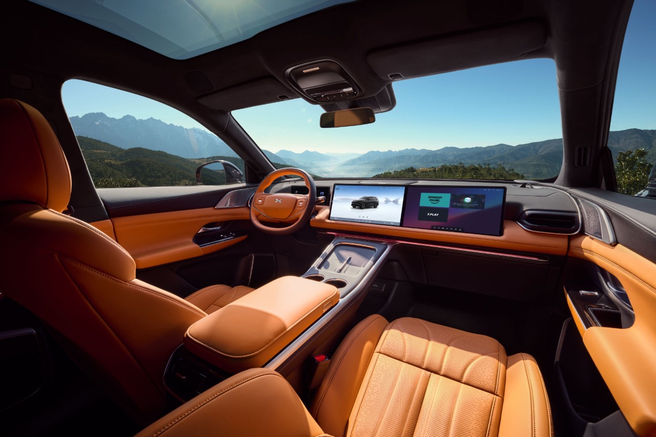 interior-wide-angle-cut1x